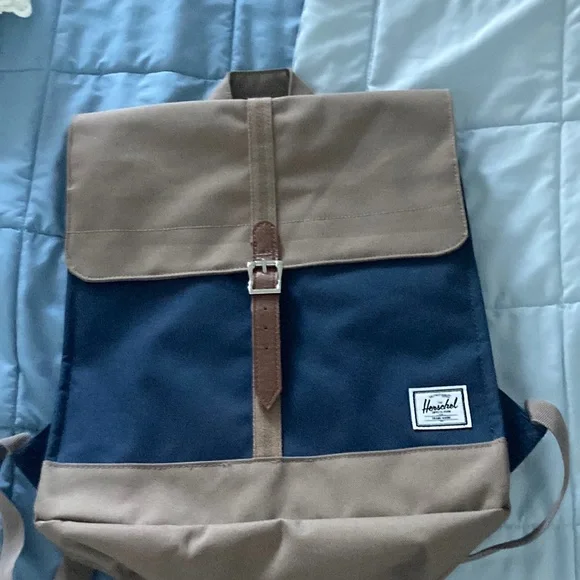 Herschel Supply Company | Bags | Never Been Used Herschel  display picture 2